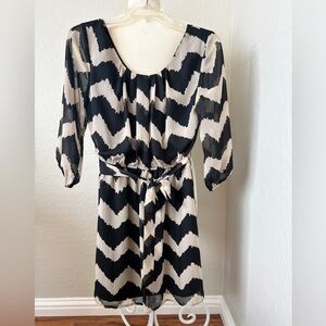 Lily Rose Black and Cream Zigzag 3/4 Sleeve Dress